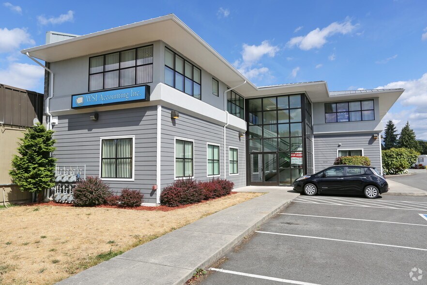 More Photos Of 2210 Riverside Dr, Mount Vernon Office For Lease