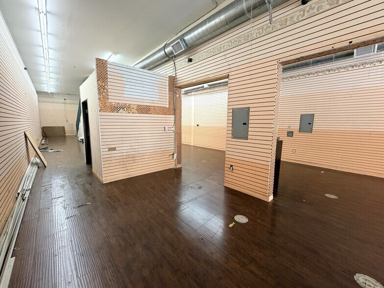 More Photos Of 951 Crocker St, Los Angeles Storefront Retail Office For Lease