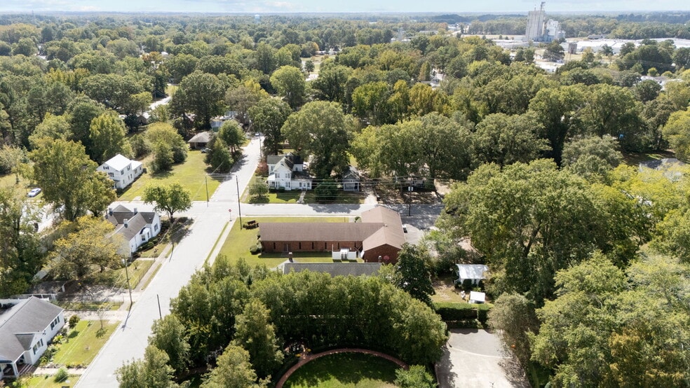 More Photos Of 4334 W Pine St, Farmville Religious Facility For Sale