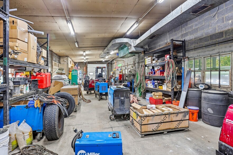 More Photos Of 841 Camden ave, Blackwood Warehouse For Sale