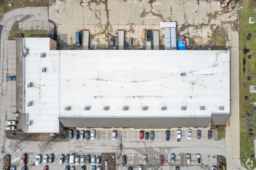 More Photos Of 29313 Clemens Rd, Westlake Light Manufacturing For Lease