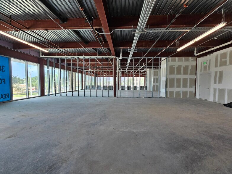 More Photos Of 1000-1100 E Hallandale Beach Blvd, Hallandale Beach Office For Lease