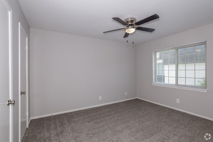 More Photos Of 1713 S Memorial Dr, Tulsa Apartments For Sale