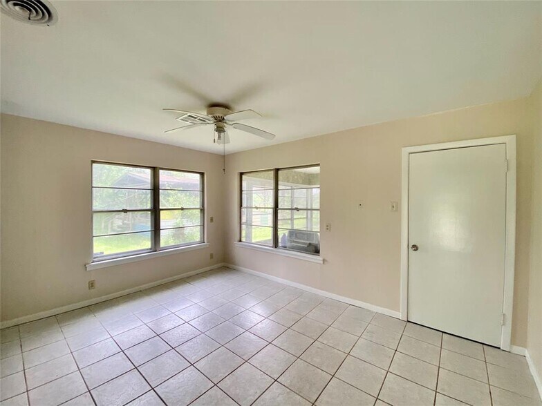 More Photos Of 6718 Sjolander Rd, Baytown Land For Sale