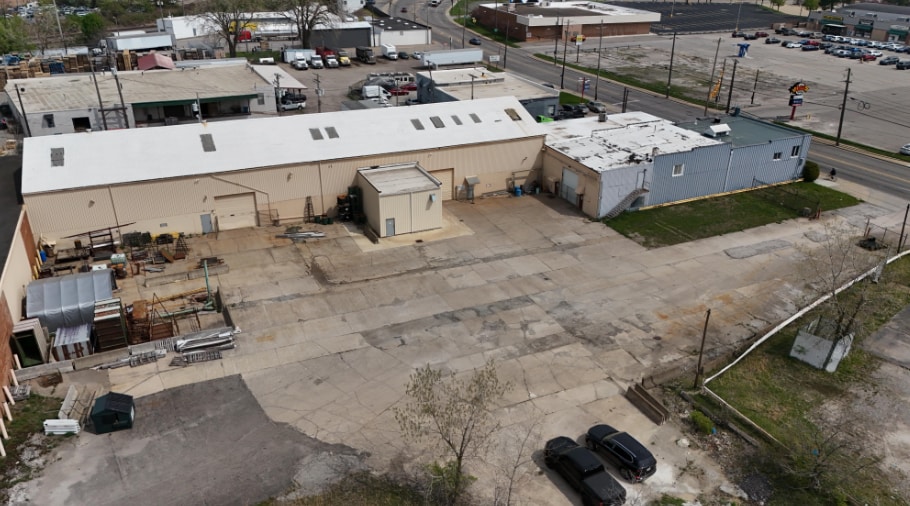 More Photos Of 3560 Ridge Rd, Cleveland Manufacturing For Sale