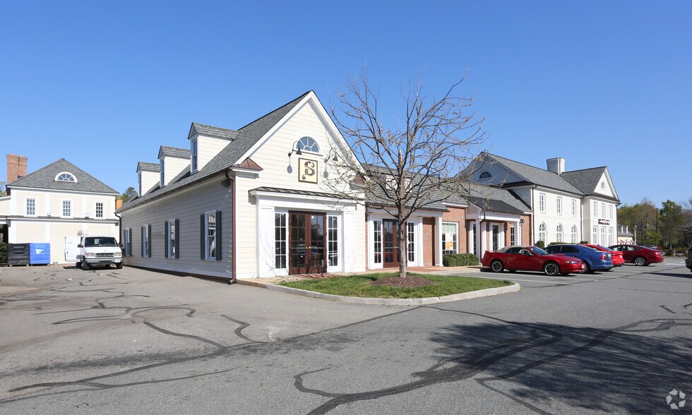 More Photos Of 13811-13845 Village Place Dr, Midlothian Storefront For Sale