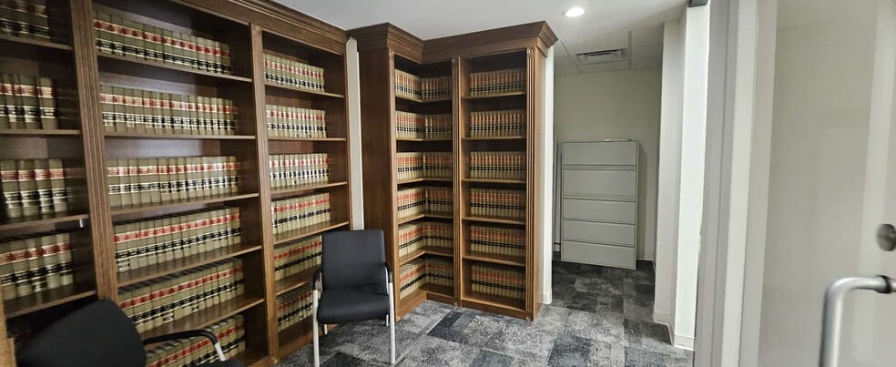 More Photos Of 283 Catalonia Ave, Coral Gables Office For Sale