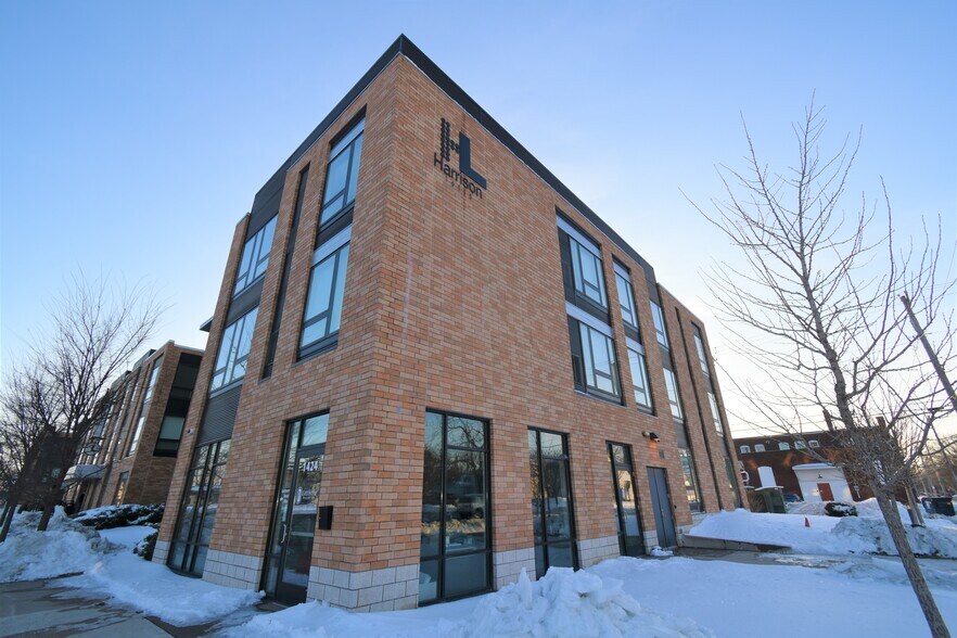 More Photos Of 1420 N Harrison St, Davenport Apartments For Lease