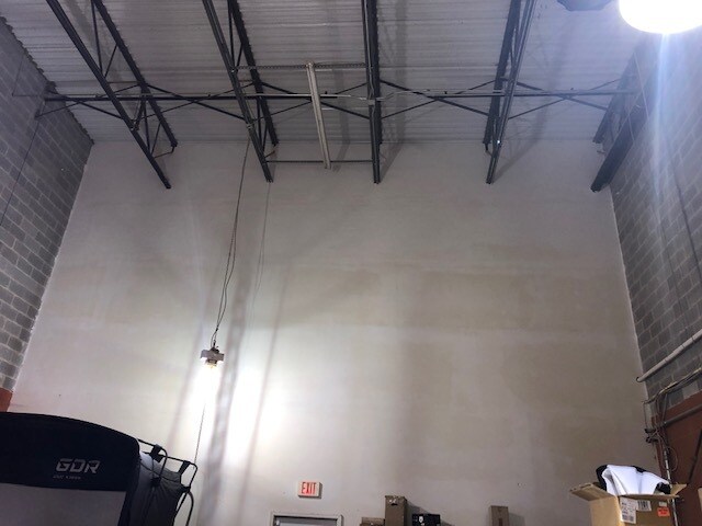 More Photos Of 21580 Atlantic Blvd, Sterling Warehouse For Lease