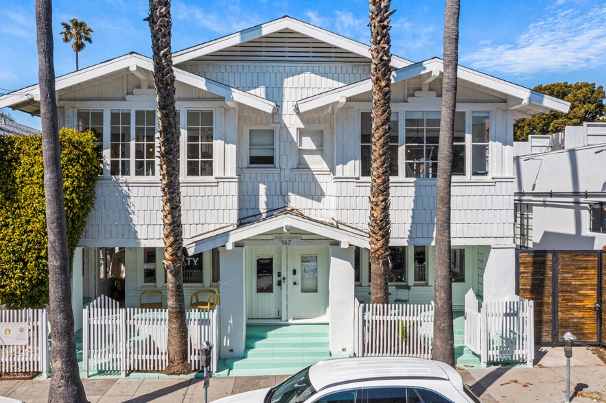 More Photos Of 145-147 Bay St, Santa Monica Loft Creative Space For Sale