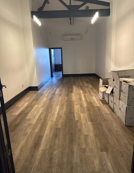 More Photos Of 163 Imlay St, Brooklyn Warehouse For Lease