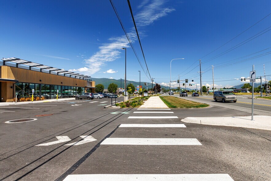More Photos Of 1102 State Rte 20, Sedro Woolley General Retail For Lease