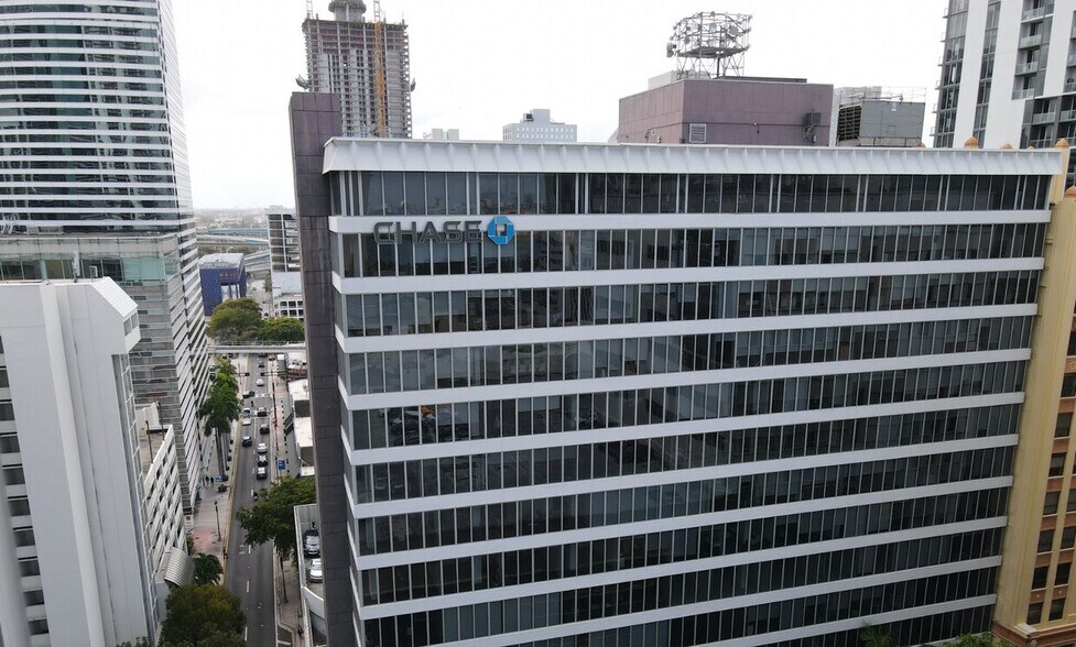More Photos Of 150 SE 2nd Ave, Miami Office Residential For Sale