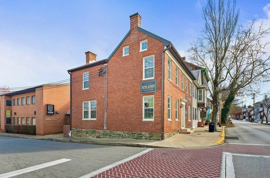 More Photos Of 229 E Main St, Westminster Office For Lease