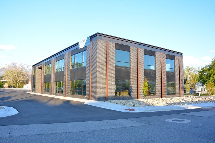 More Photos Of 5343 S Woodrow St, Murray Medical For Lease