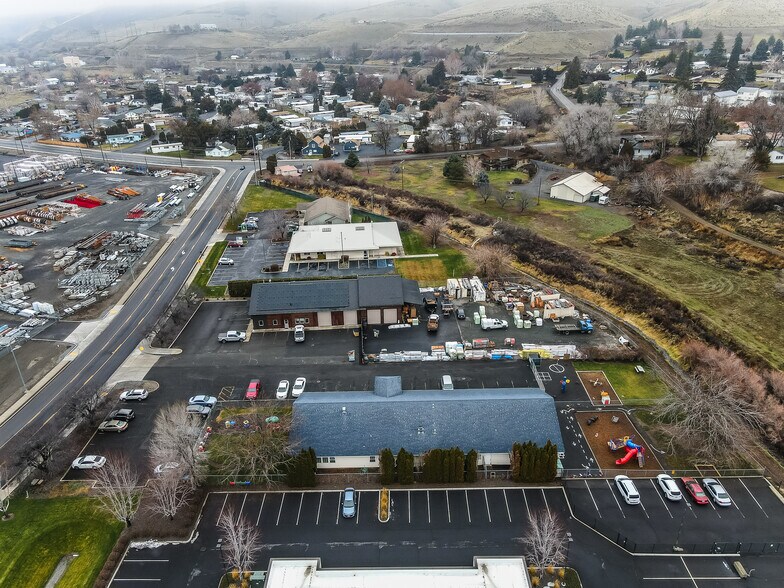 More Photos Of 641 N Keys Rd, Yakima Schools For Sale