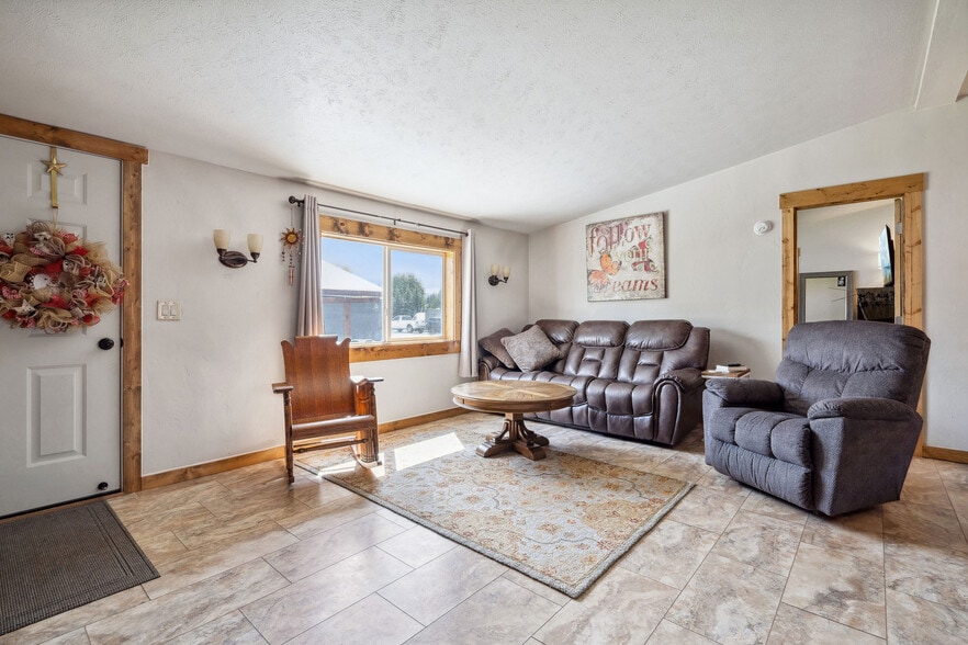 More Photos Of 83 Sweebee Ln, Columbia Falls Multifamily For Sale