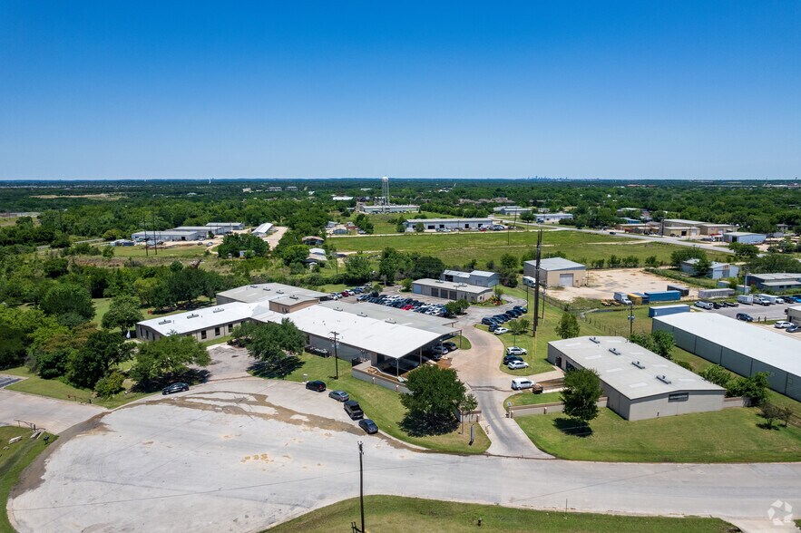 More Photos Of 120 Precision, Buda Warehouse For Lease