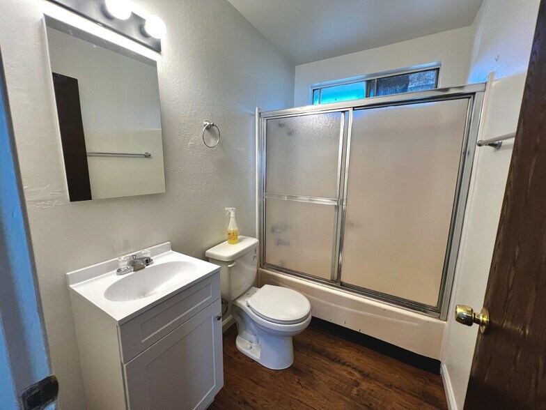 More Photos Of 7111 Marsh Way, Cotati Apartments For Sale