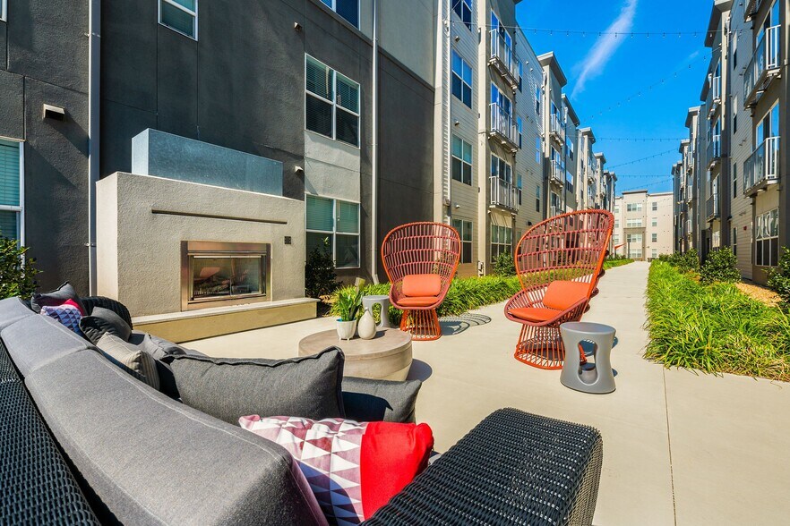 More Photos Of 5600 Smu Blvd, Dallas Apartments For Lease