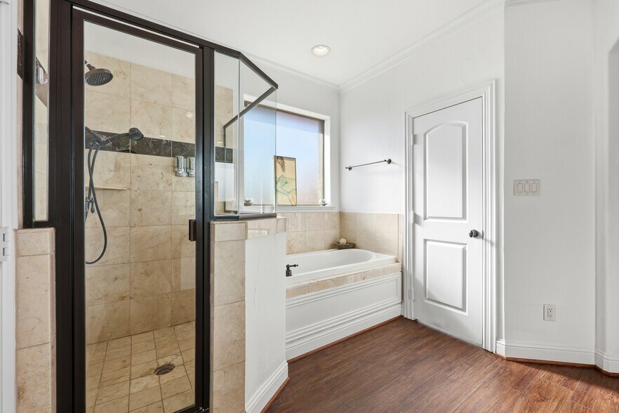 More Photos Of 5100 Mission Ave, Dallas Apartments For Sale