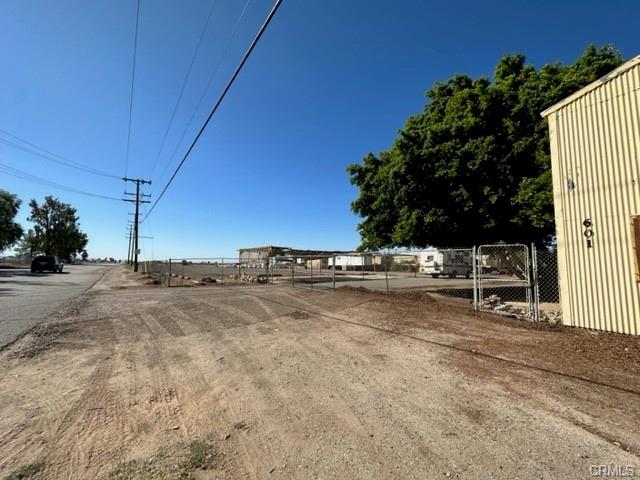More Photos Of 601 S Lovekin Blvd, Blythe Warehouse For Sale