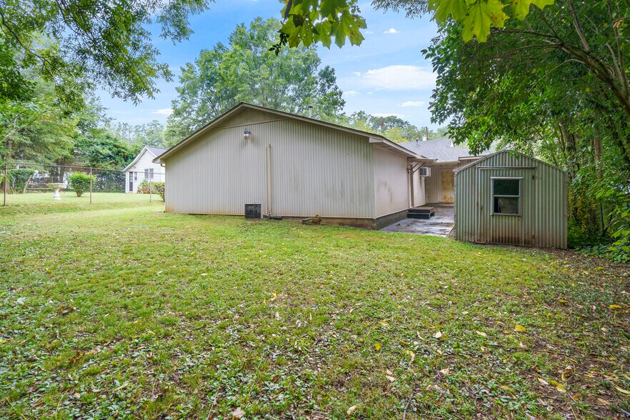 More Photos Of 104 N Dilling St, Kings Mountain Medical For Lease