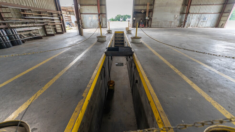 More Photos Of 565 Thomas St, Camilla Industrial For Sale