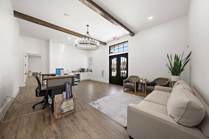 More Photos Of 16712 Huffmeister Rd, Cypress Unknown For Lease