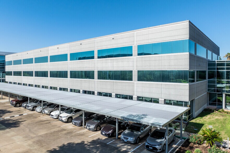 Primary Photo Of 10300 Town Park Dr, Houston Office For Lease