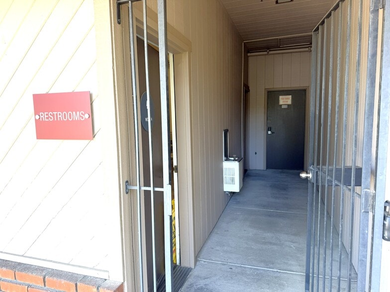More Photos Of 10011 N Foothill Blvd, Cupertino Medical For Sale