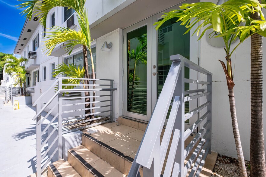 More Photos Of 951 Jefferson Ave, Miami Beach Multifamily For Sale