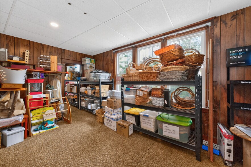 More Photos Of 899 E Shore Dr, Adirondack Storefront Retail Residential For Sale