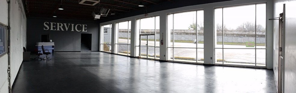 More Photos Of 11755 Benham Rd, Saint Louis Auto Dealership For Sale