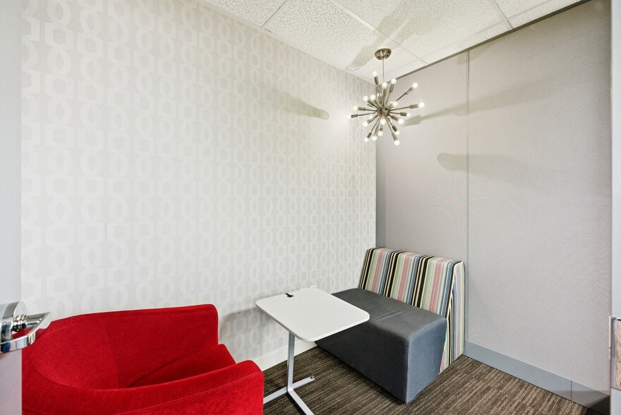 More Photos Of 555 S 300 E, Salt Lake City Office For Sale