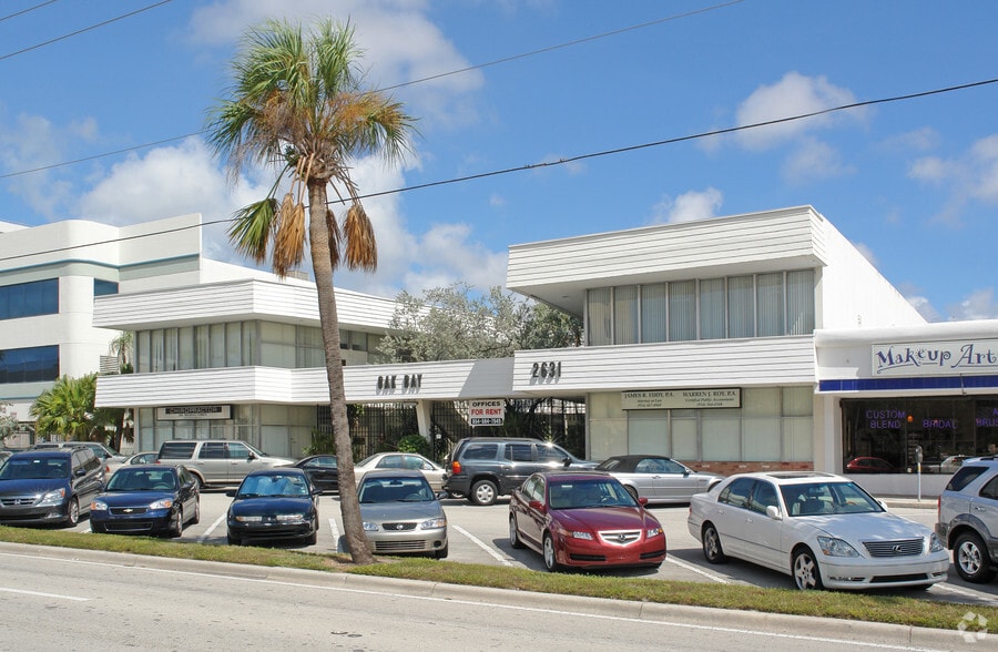 More Photos Of 2631 E Oakland Park Blvd, Fort Lauderdale Medical For Lease