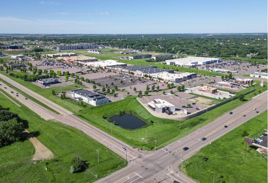 More Photos Of 5800 E 26th St, Sioux Falls Land For Sale