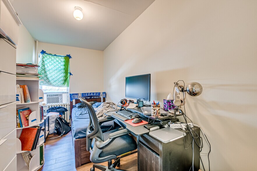 More Photos Of 172 Hamilton St, New Brunswick Storefront Retail Residential For Sale