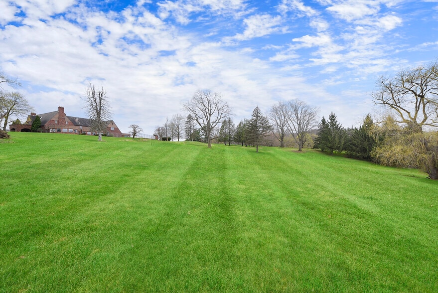 More Photos Of 1300 Lane ave, Natrona Heights Specialty For Sale