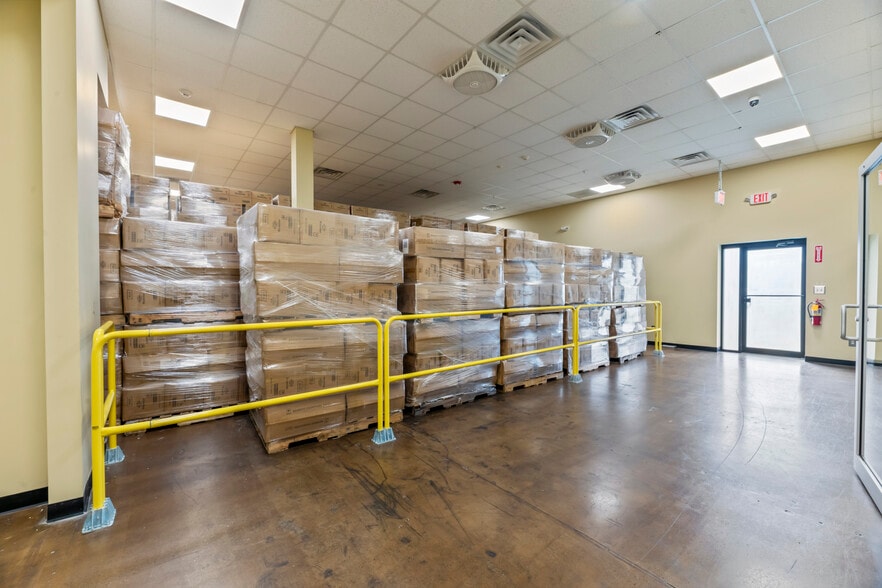 More Photos Of 154 Tices Ln, East Brunswick Manufacturing For Sale