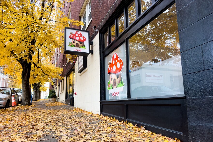 More Photos Of 1539-1541 W Burnside St, Portland Apartments For Sale