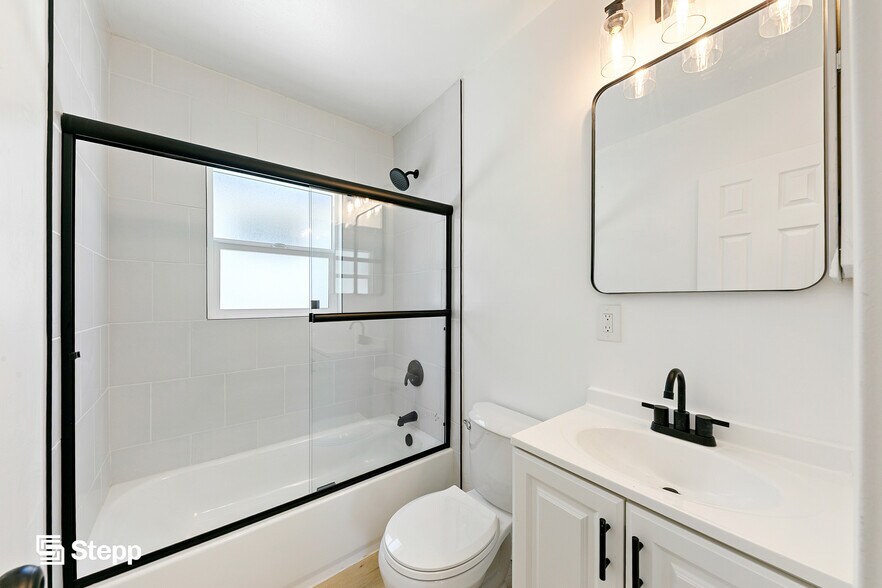 More Photos Of 4332 Andy St, Lakewood Multifamily For Sale