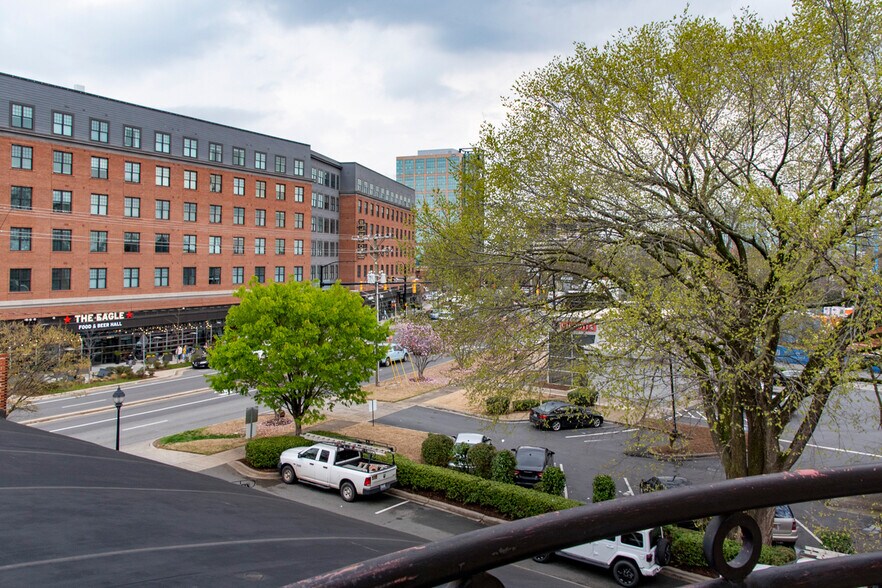 More Photos Of 2137 South Blvd, Charlotte Office For Sale