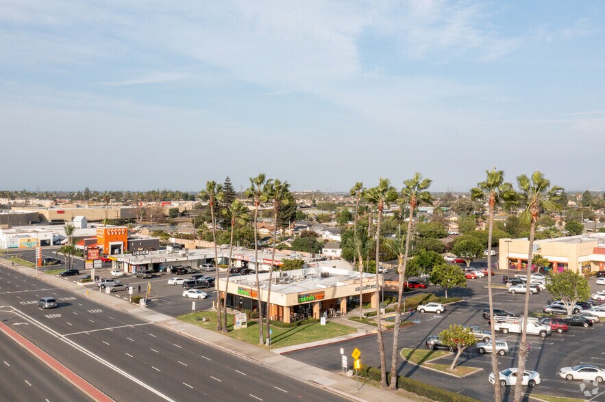 More Photos Of 16672-16732 Beach Blvd, Huntington Beach Unknown For Lease