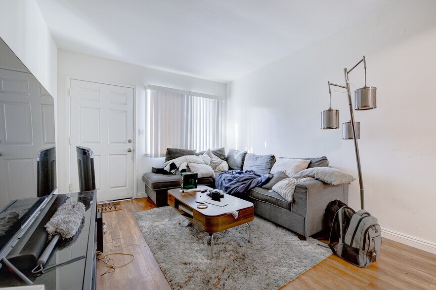 More Photos Of 4810 W 104th St, Inglewood Apartments For Sale