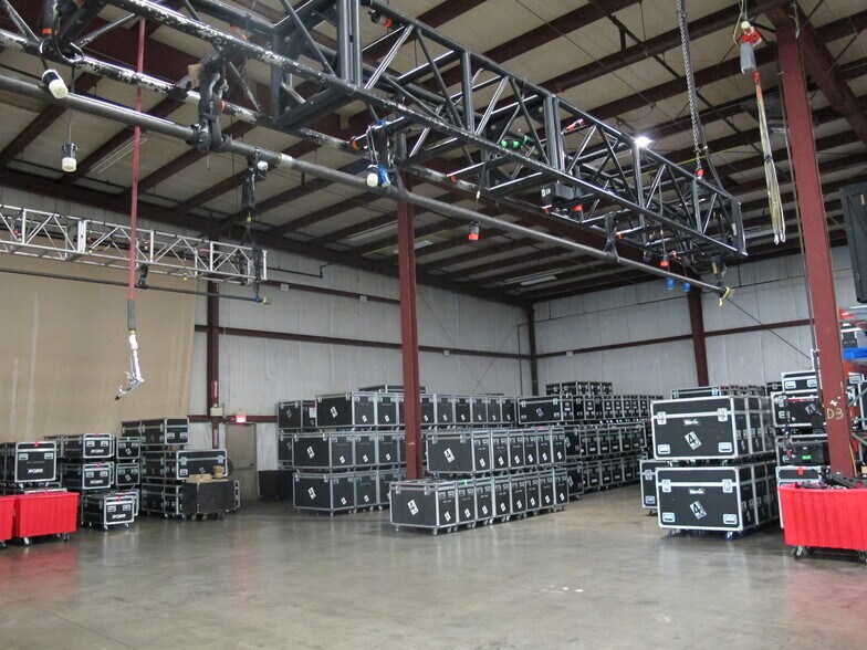 More Photos Of 425 E Front St, Lititz Warehouse For Lease