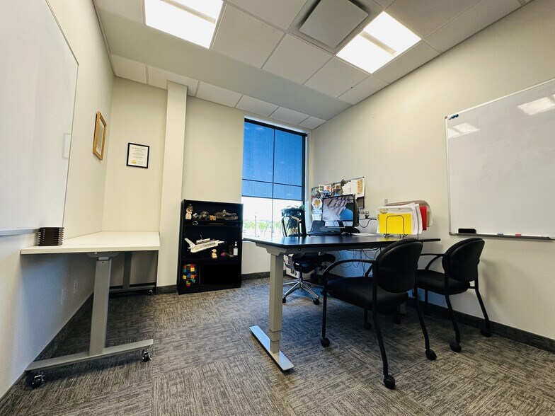 More Photos Of 10514 67 Av, Grande Prairie Office For Sale
