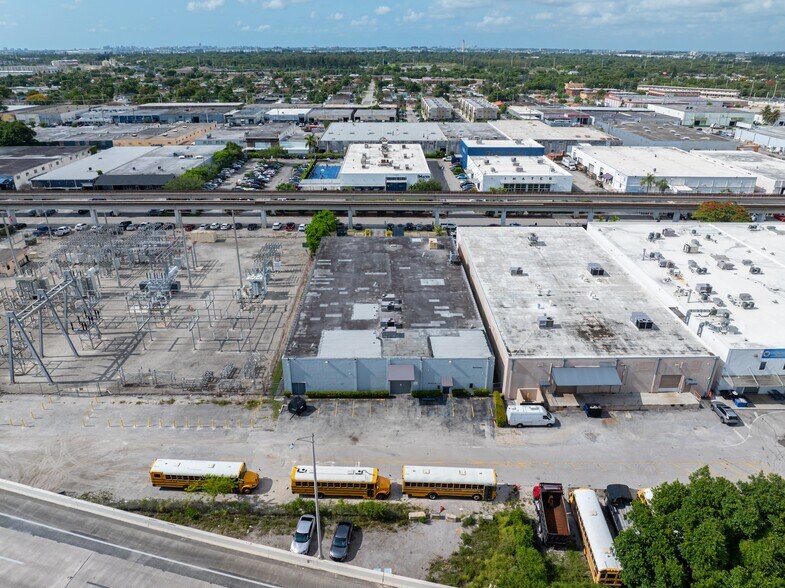 More Photos Of 601 W 20th St, Hialeah Warehouse For Sale