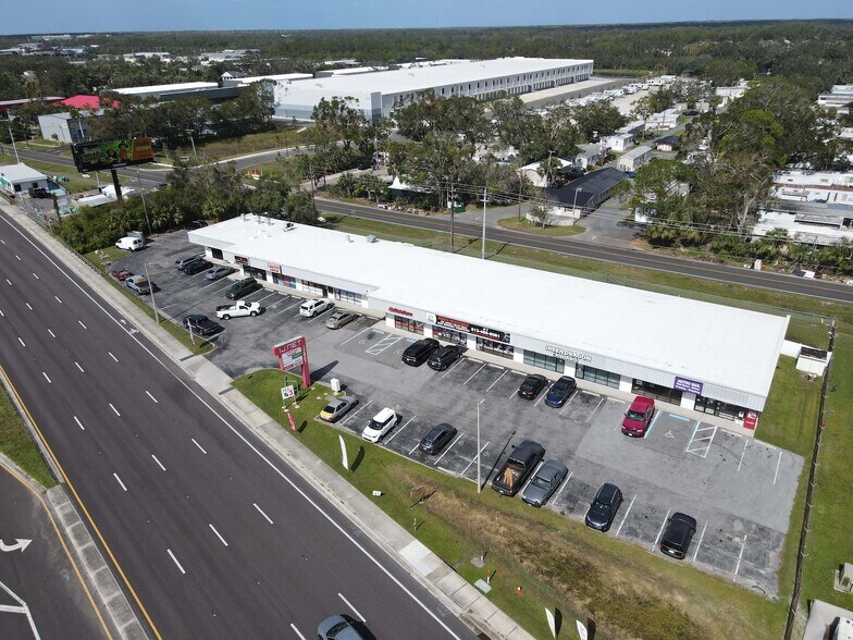 More Photos Of 12807 W Hillsborough Ave, Tampa Storefront For Sale