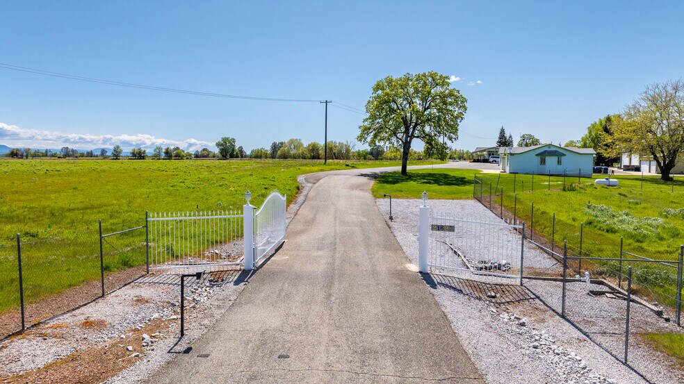 More Photos Of 21623 Seven Lakes Ln, Redding Land For Sale